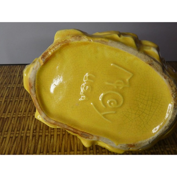 Rare Mid Century Modern McCoy Vase - Picture 5 of 5